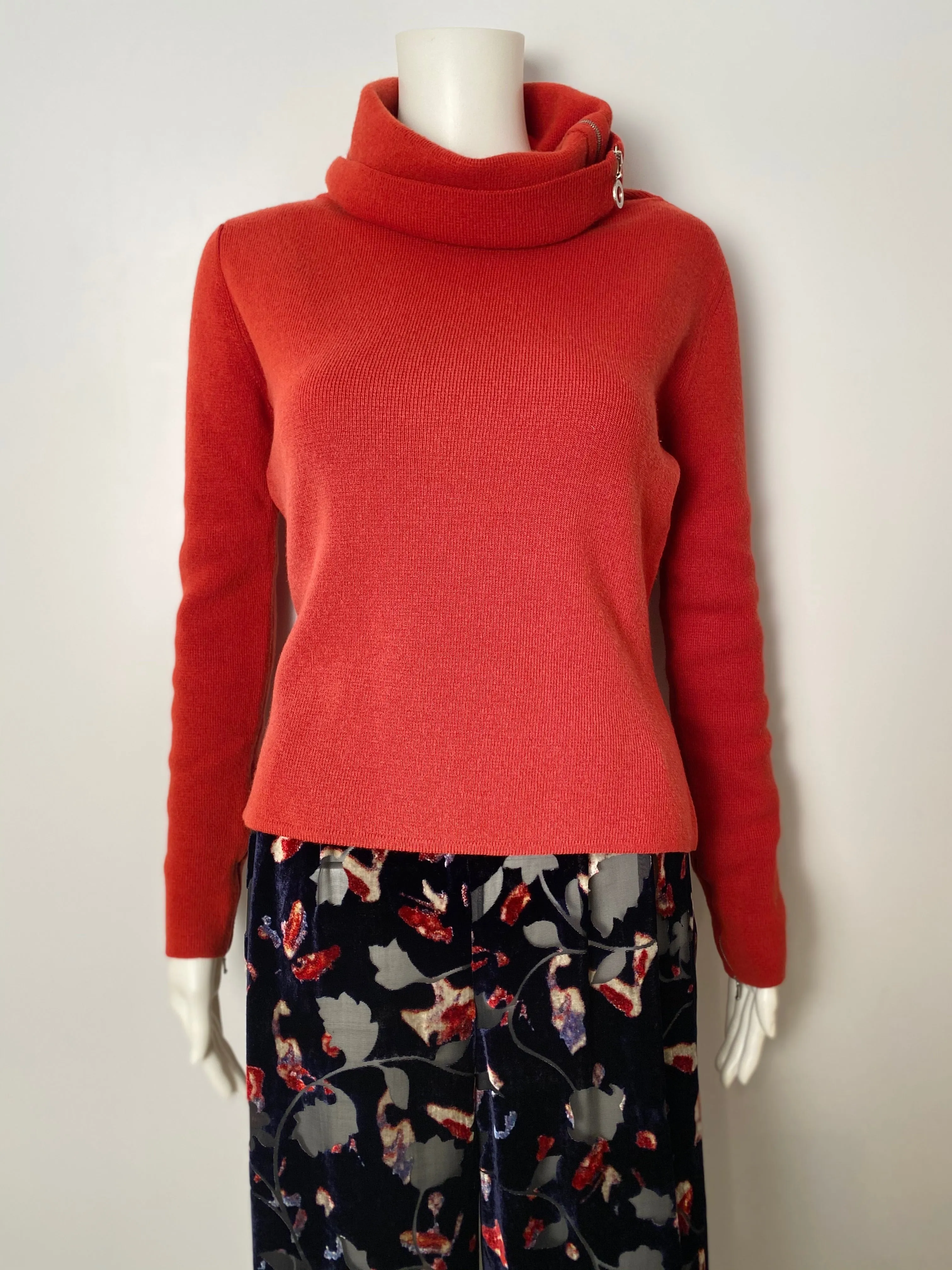 Chanel Identification 00A 2000 Fall Autumn Rust turtleneck Cashmere Sweater Top FR 40 US 4