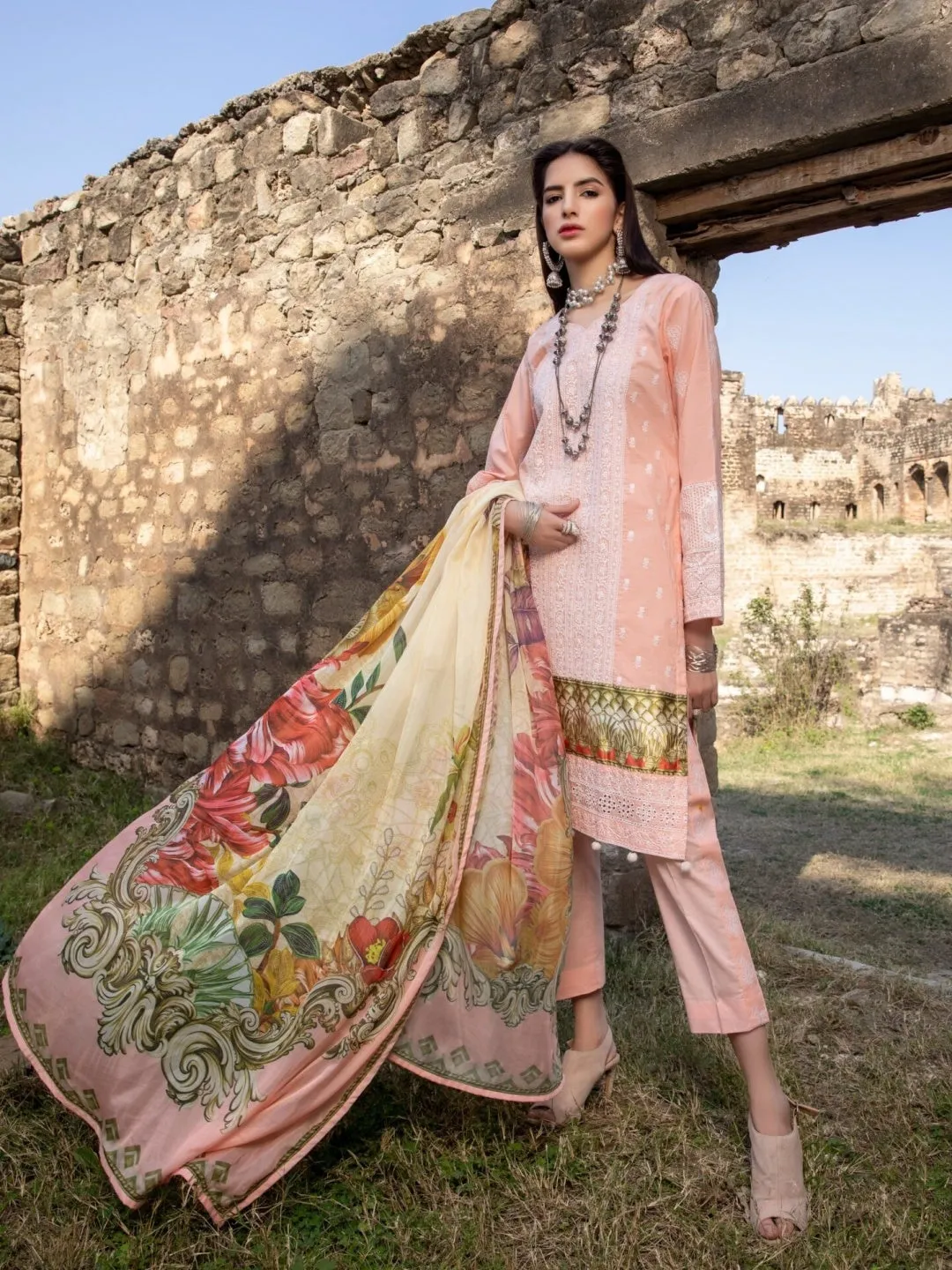 Chikan Kari & Silk Embroidery