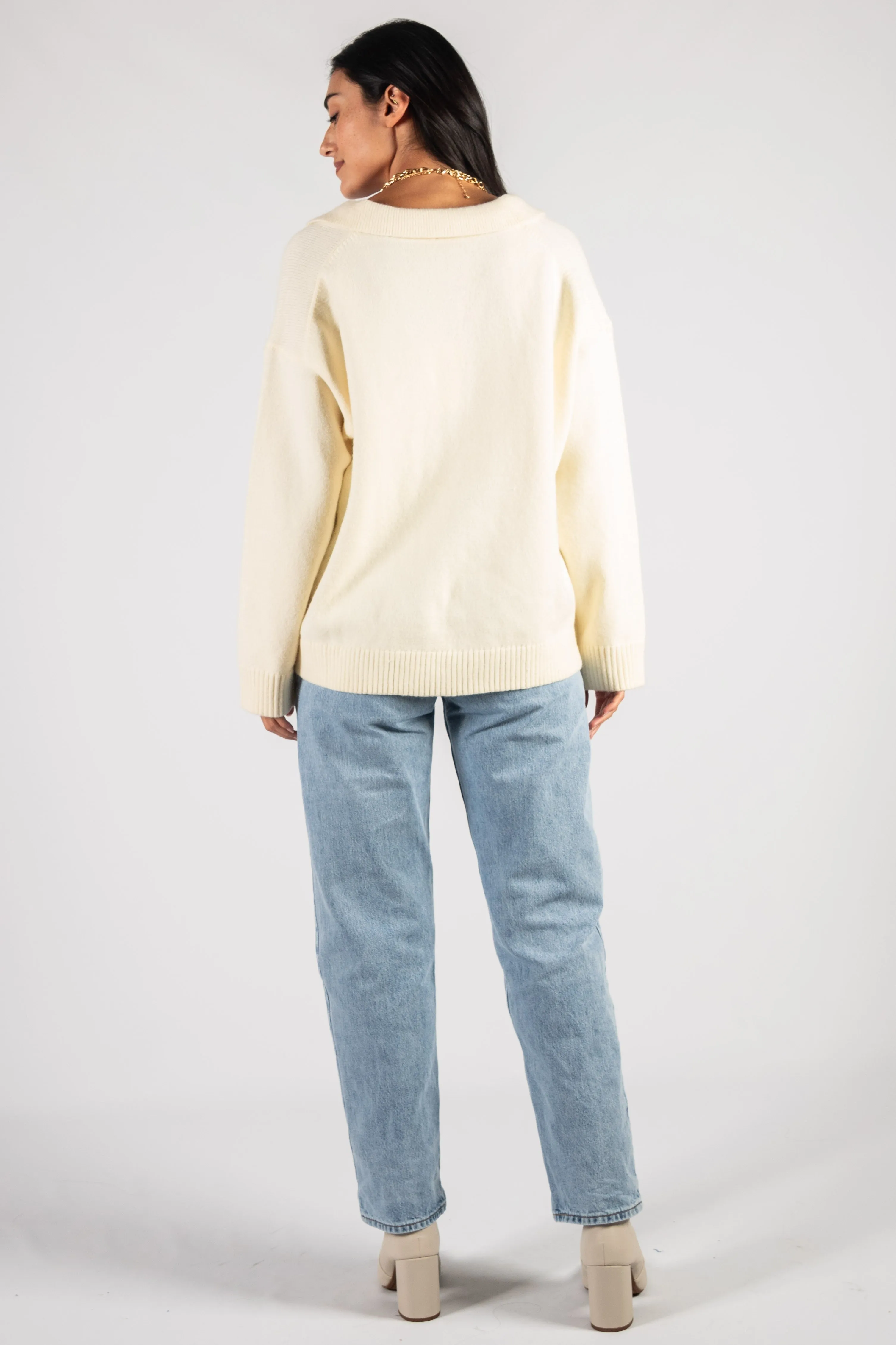 Cozy Up Sweater -Cream