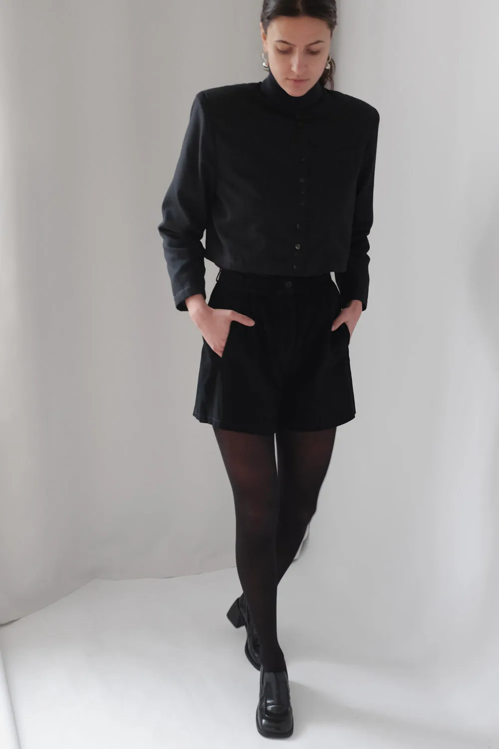 CROPPED VINTAGE BLACK BOXY BLAZER